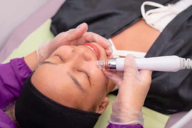 HydraFacial®, DiamondGlow™ Chevy Chase & Washington DC